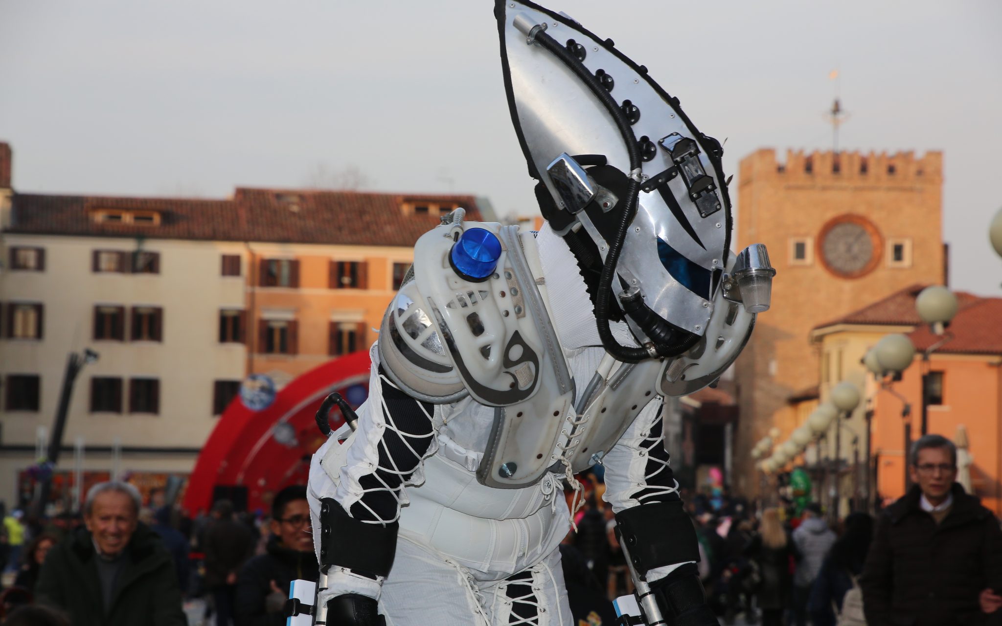 16 idee su Carnevale  carnevale, palloncini, colonne a forma di